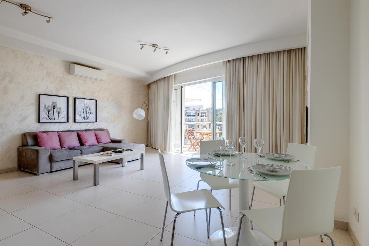 Modern Apartment Steps From Balluta Bay スリーマ エクステリア 写真